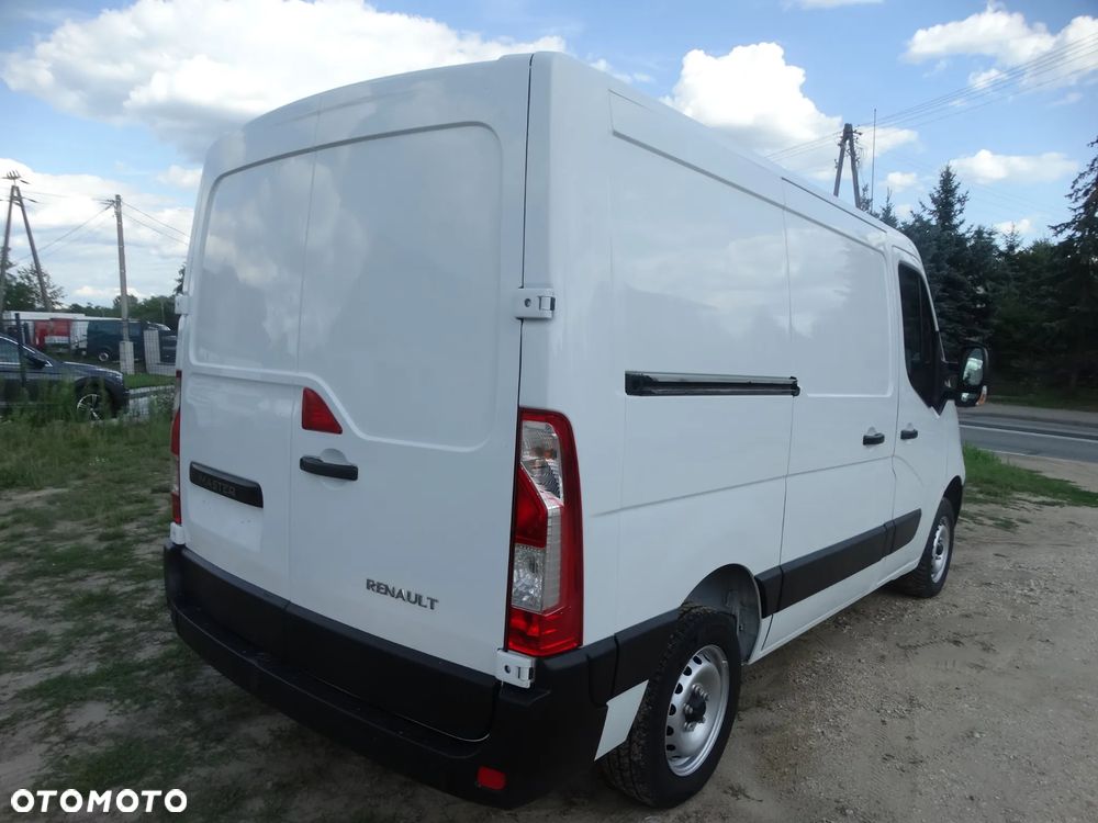 Renault Master - 22