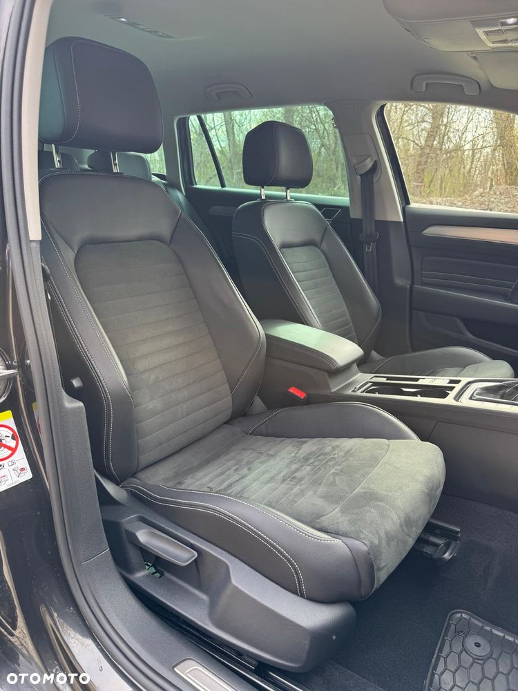 Volkswagen Passat 2.0 TDI EVO Elegance DSG - 13