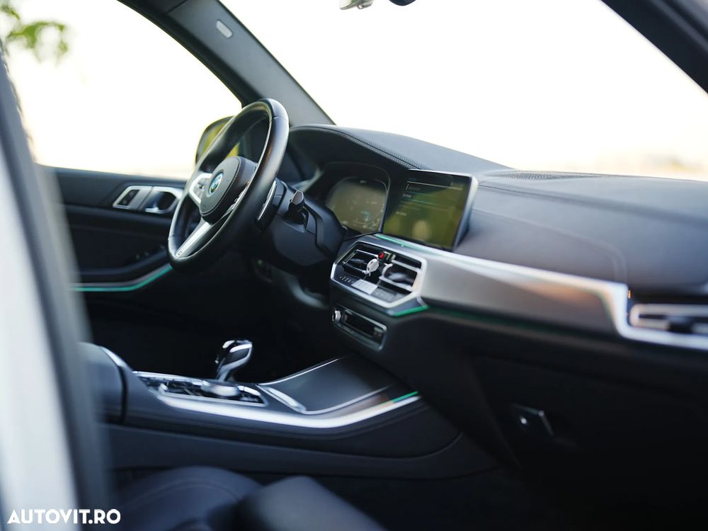 BMW X5 xDrive45e - 25