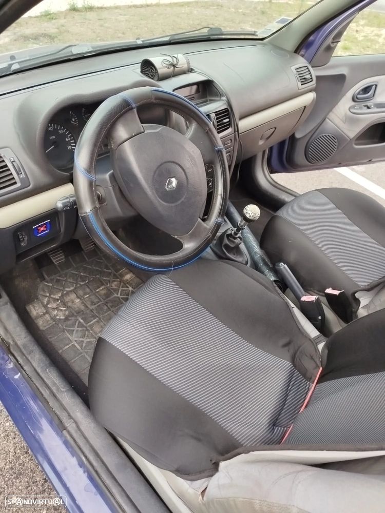 Renault Clio - 5