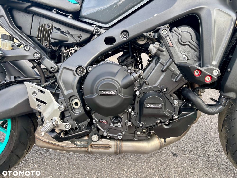 Yamaha MT - 28
