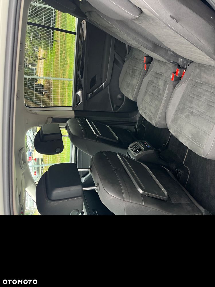 Volkswagen Touran 2.0 TDI BMT Highline DSG - 8