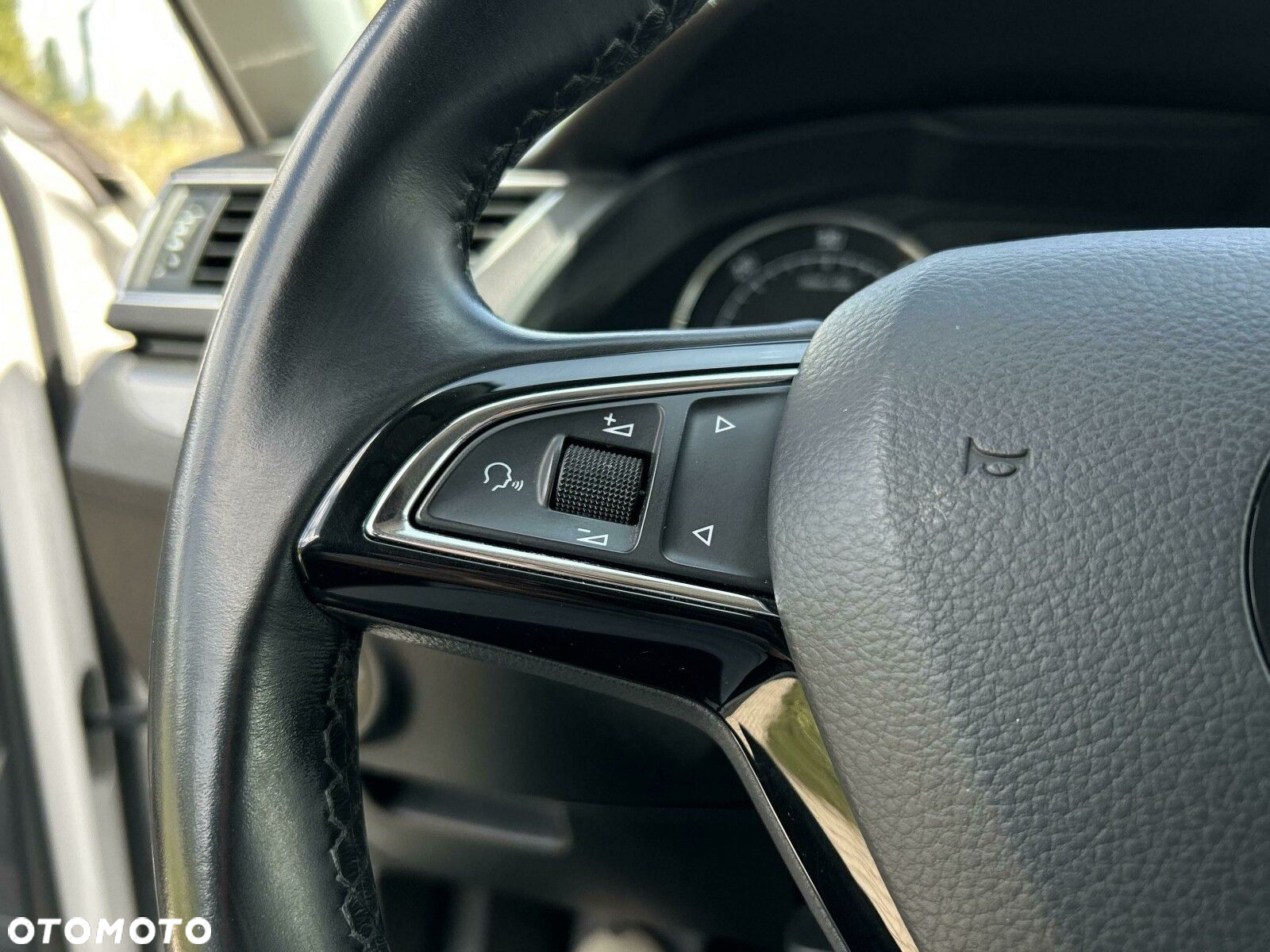 Skoda Superb 2.0 TDI Style - 19