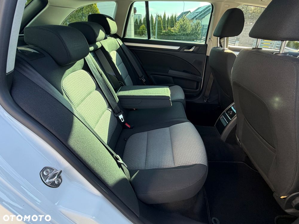 Skoda Superb 2.0 TDI Elegance - 13