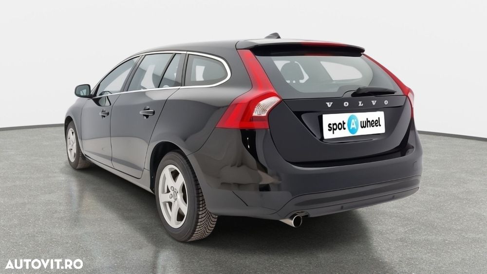Volvo V60 D3 Summum - 9