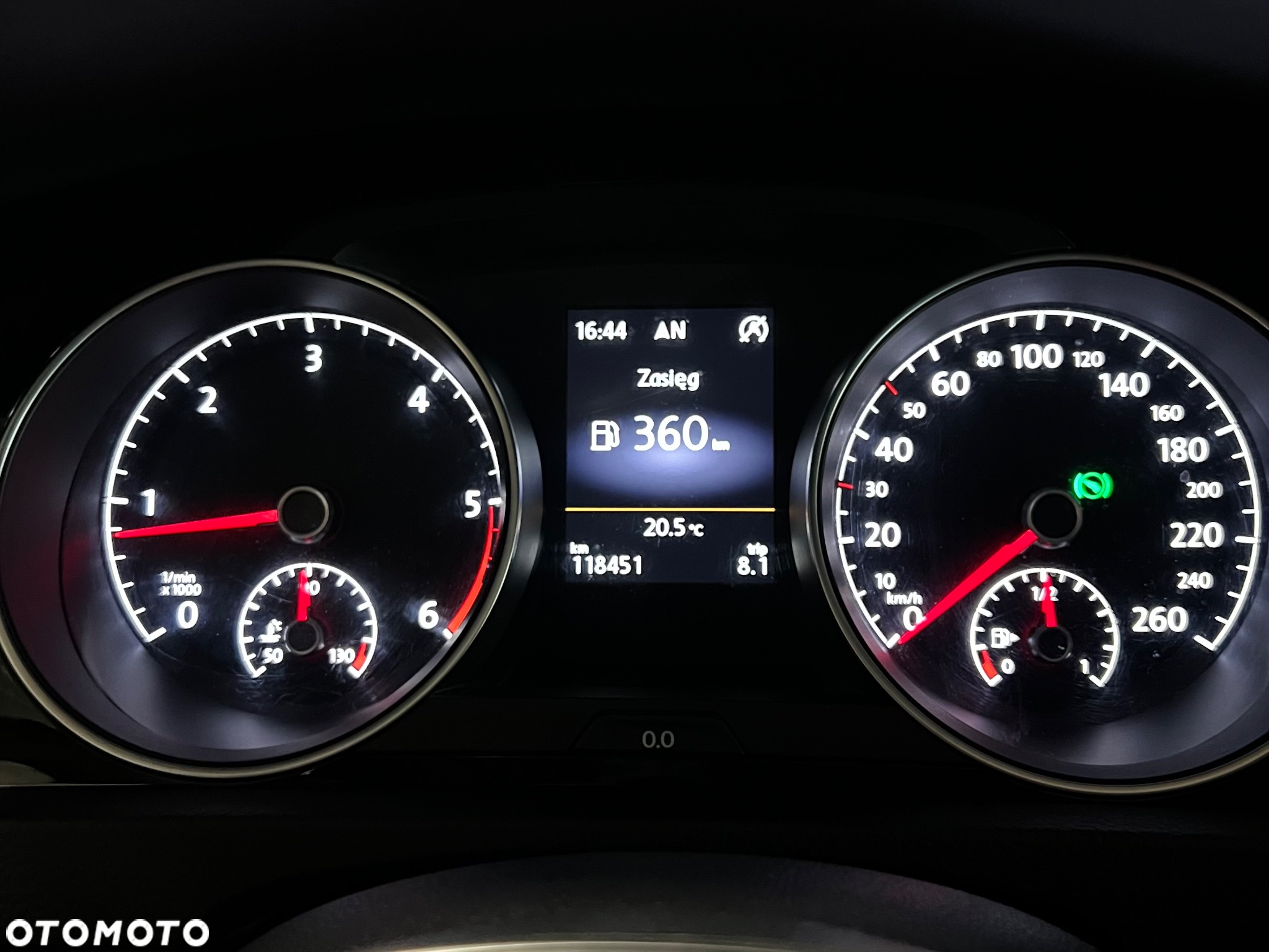 Volkswagen Golf VII 1.6 TDI BMT Trendline DSG - 28