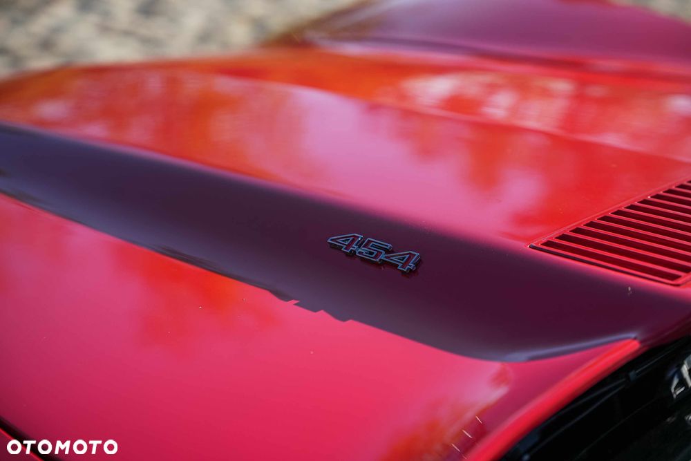 Chevrolet Corvette - 12