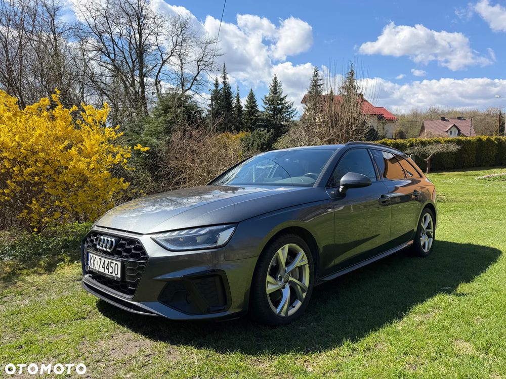 Audi A4 Avant 40 TDI S tronic S line - 1