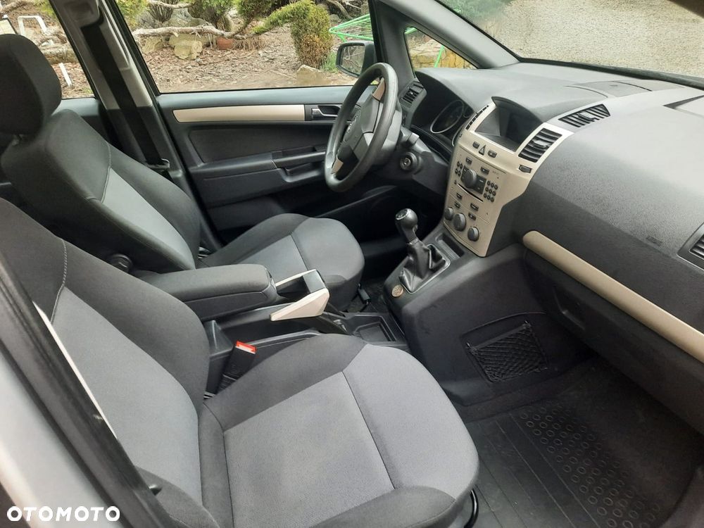 Opel Zafira 1.7 CDTI - 9