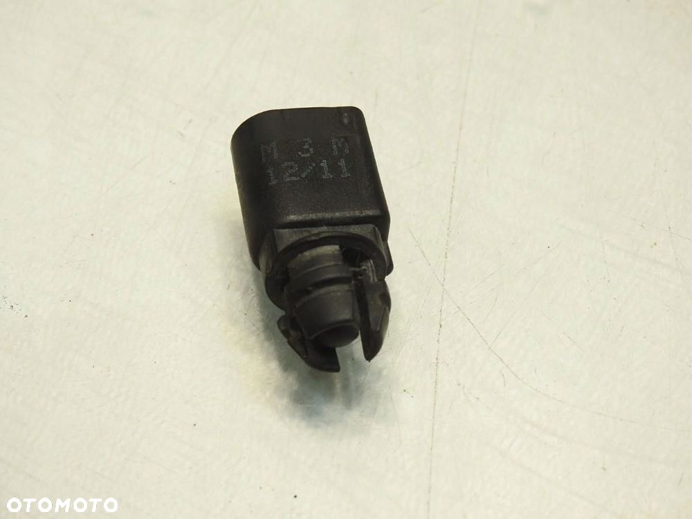 CZUJNIK TEMPERATURY ZEWNĘTRZNEJ VW PASSAT B7 8Z0820535 - 6