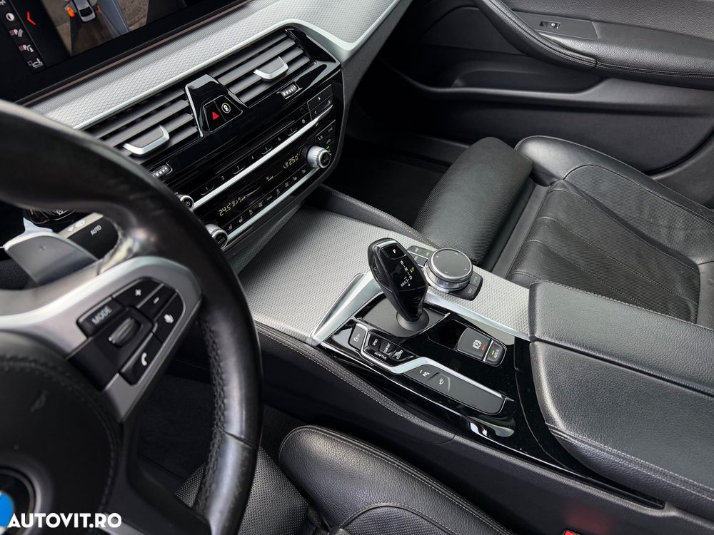 BMW Seria 5 520d Aut. - 15