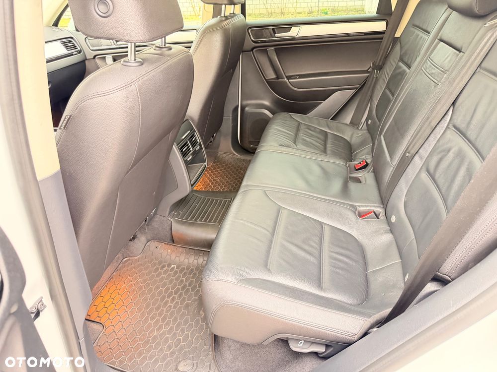 Volkswagen Touareg 3.0 V6 TDI Blue Motion DPF Automatik Exclusive - 17