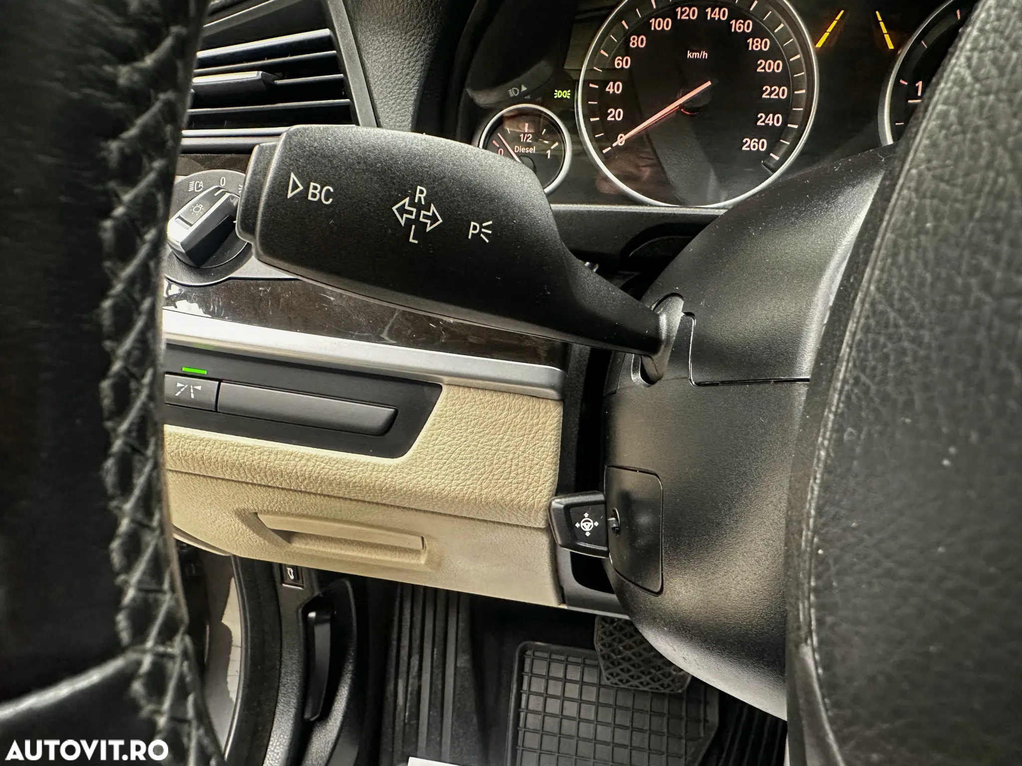 BMW Seria 5 520d Touring Aut. Luxury Line - 30
