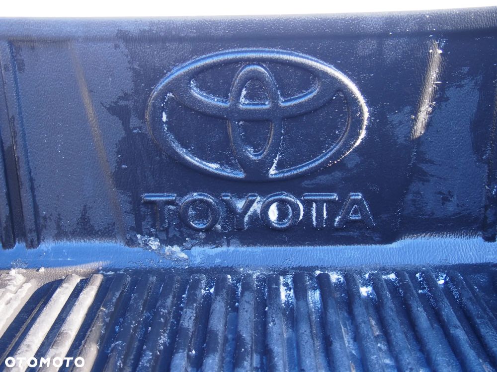 Toyota Hilux VIII 16r Wykladzina kuweta paki - 2