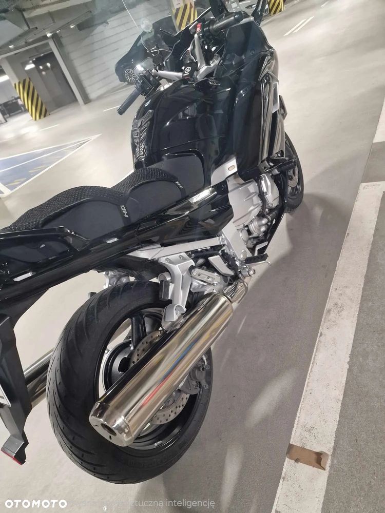 Yamaha FJR - 12
