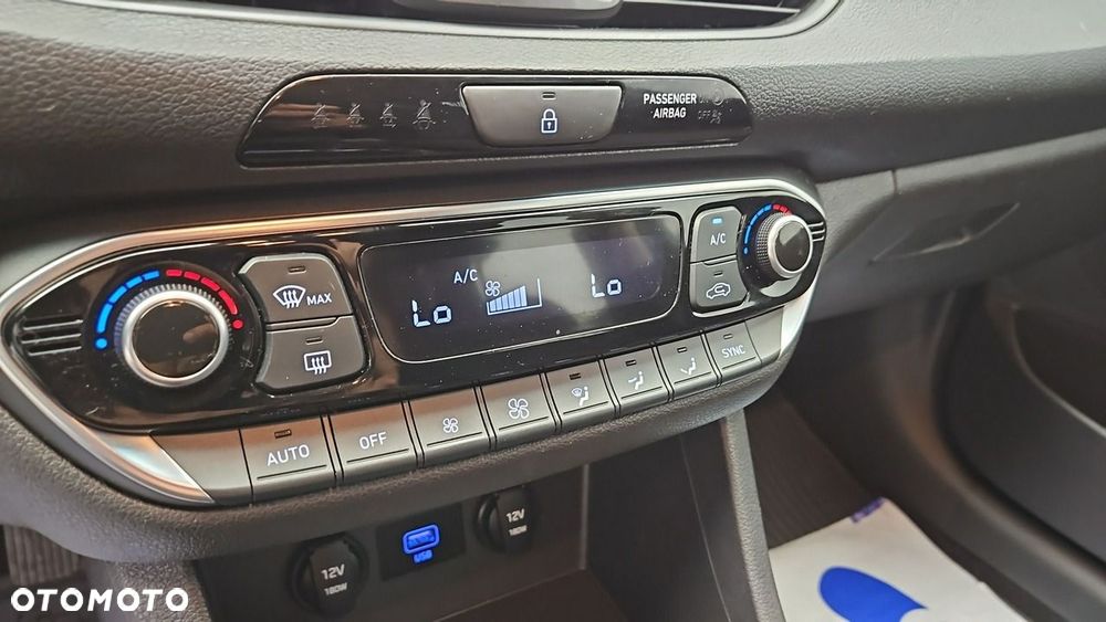 Hyundai i30 1.5 T-GDI 48V Smart - 19