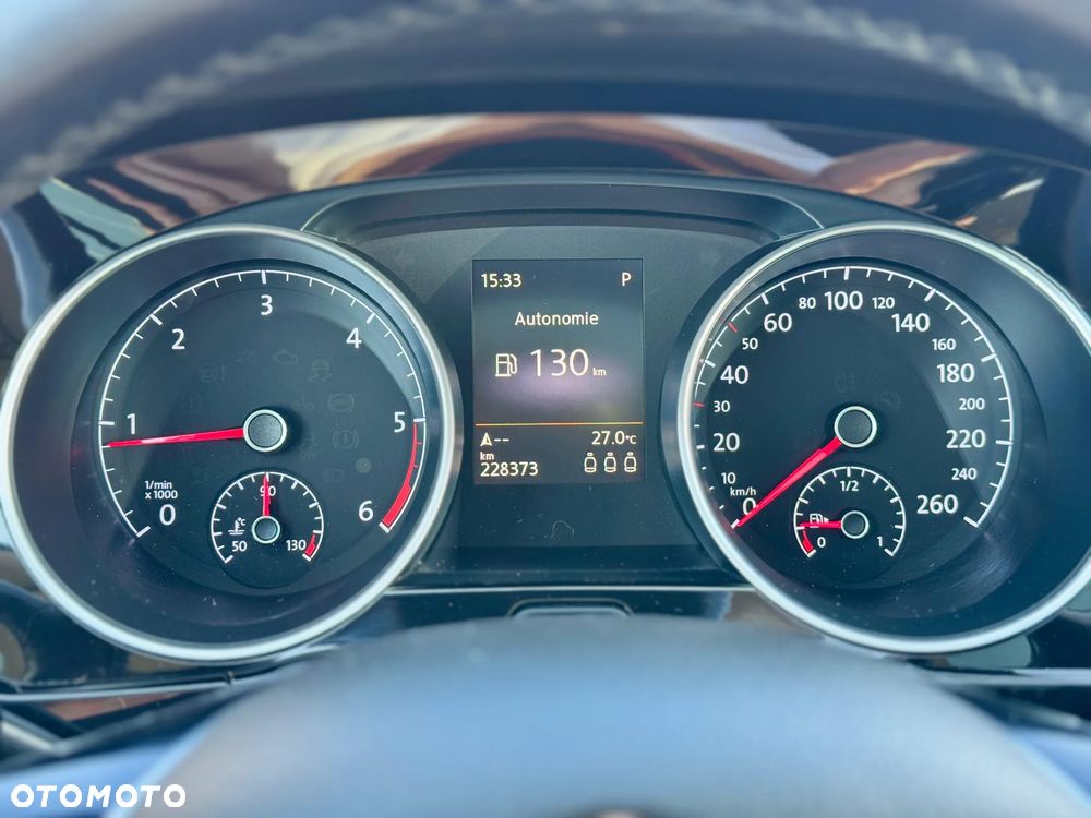 Volkswagen Touran 2.0 TDI SCR (BlueMotion Technology) DSG Highline - 15