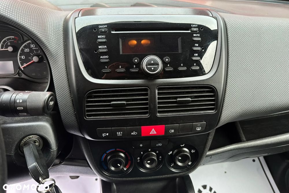 Fiat Doblo 1.4 T-Jet 16V Dynamic CNG - 25