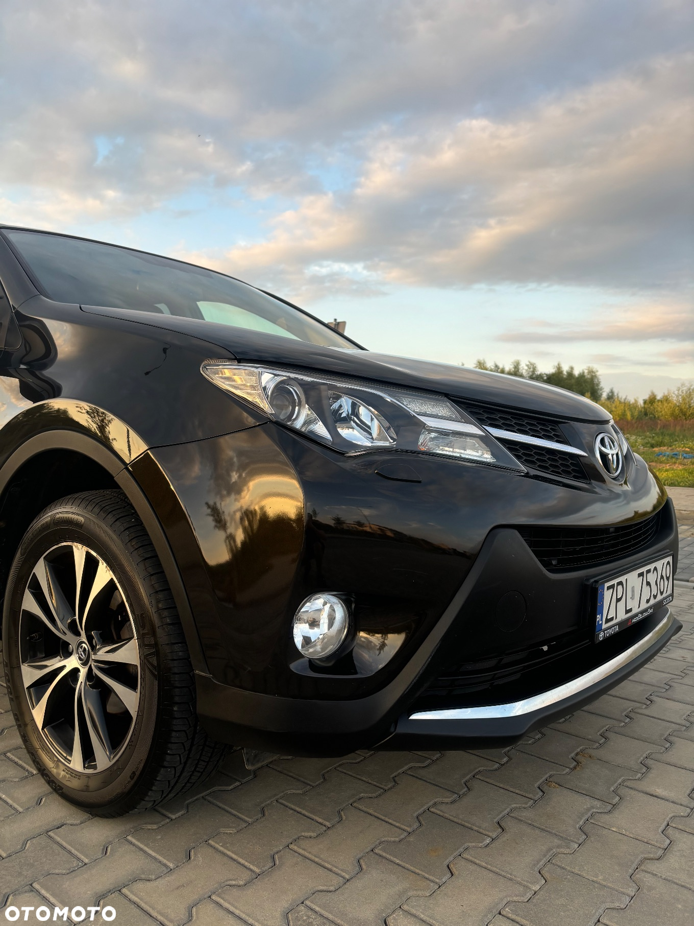 Toyota RAV4 2.0 D-4D Premium 4x2 - 2