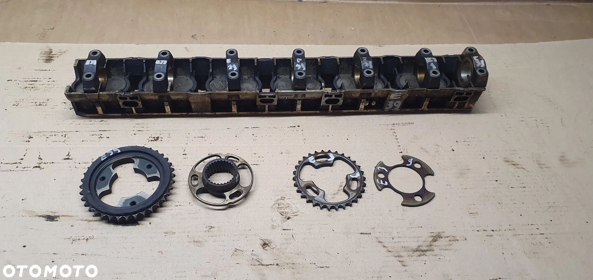 Podstawa mocowanie wałka rozrządu koło zębate BMW 5 E39 M52 M54 2.0i 2.2 1748042 1438375 - 1