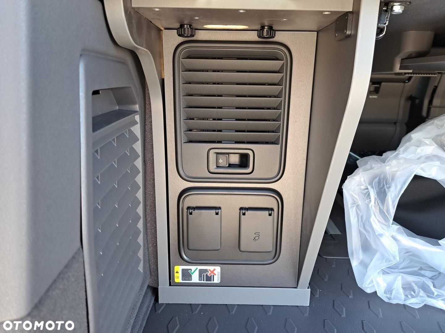Volkswagen California - 19