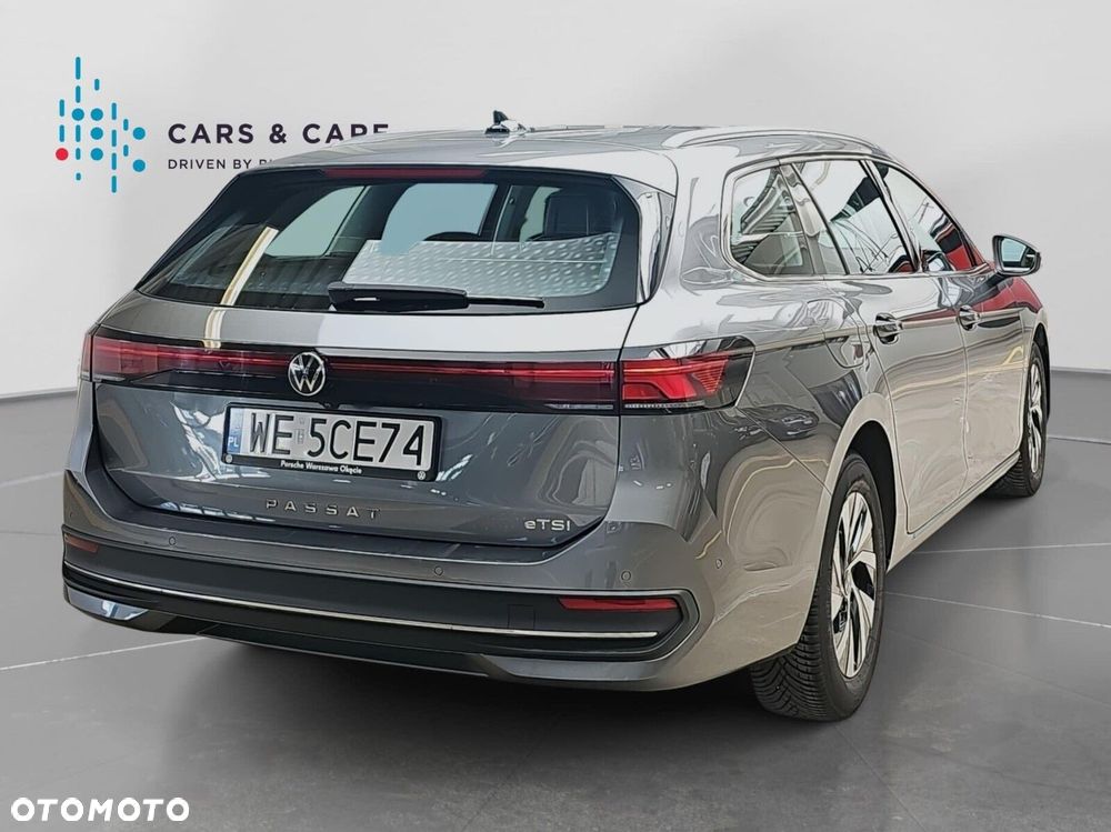 Volkswagen Passat - 25