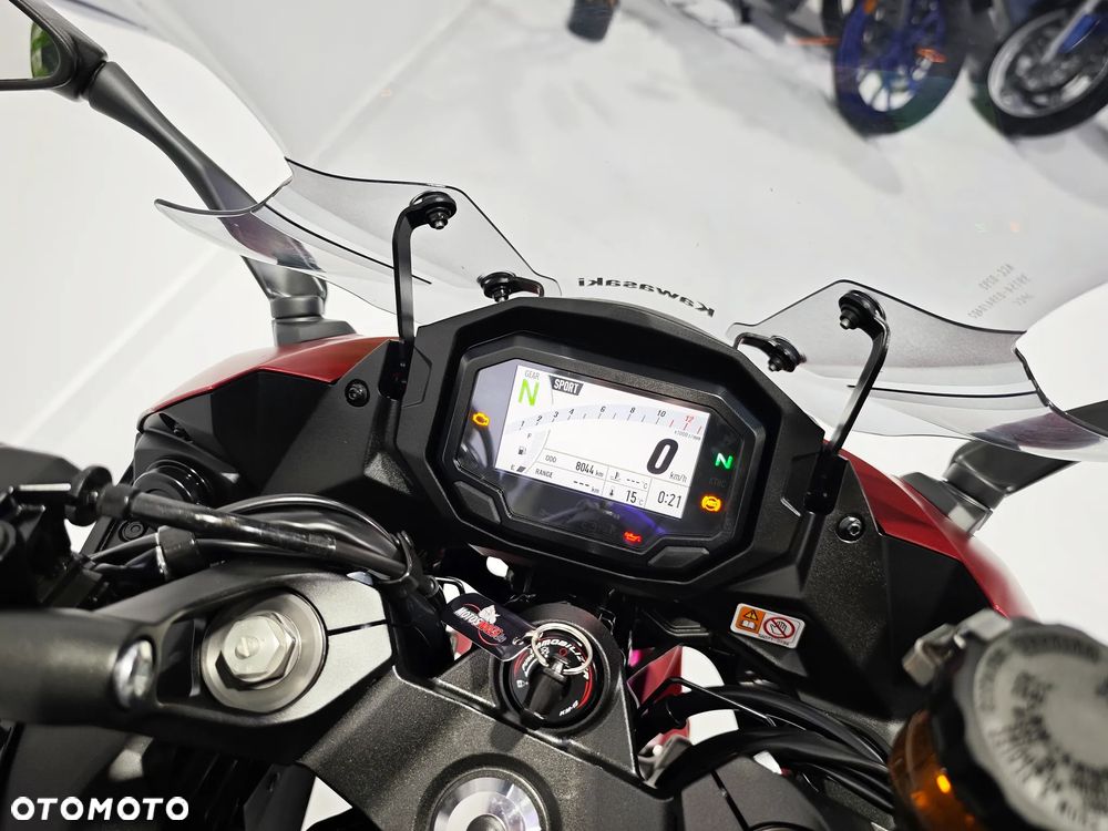 Kawasaki Ninja 1000 SX - 5