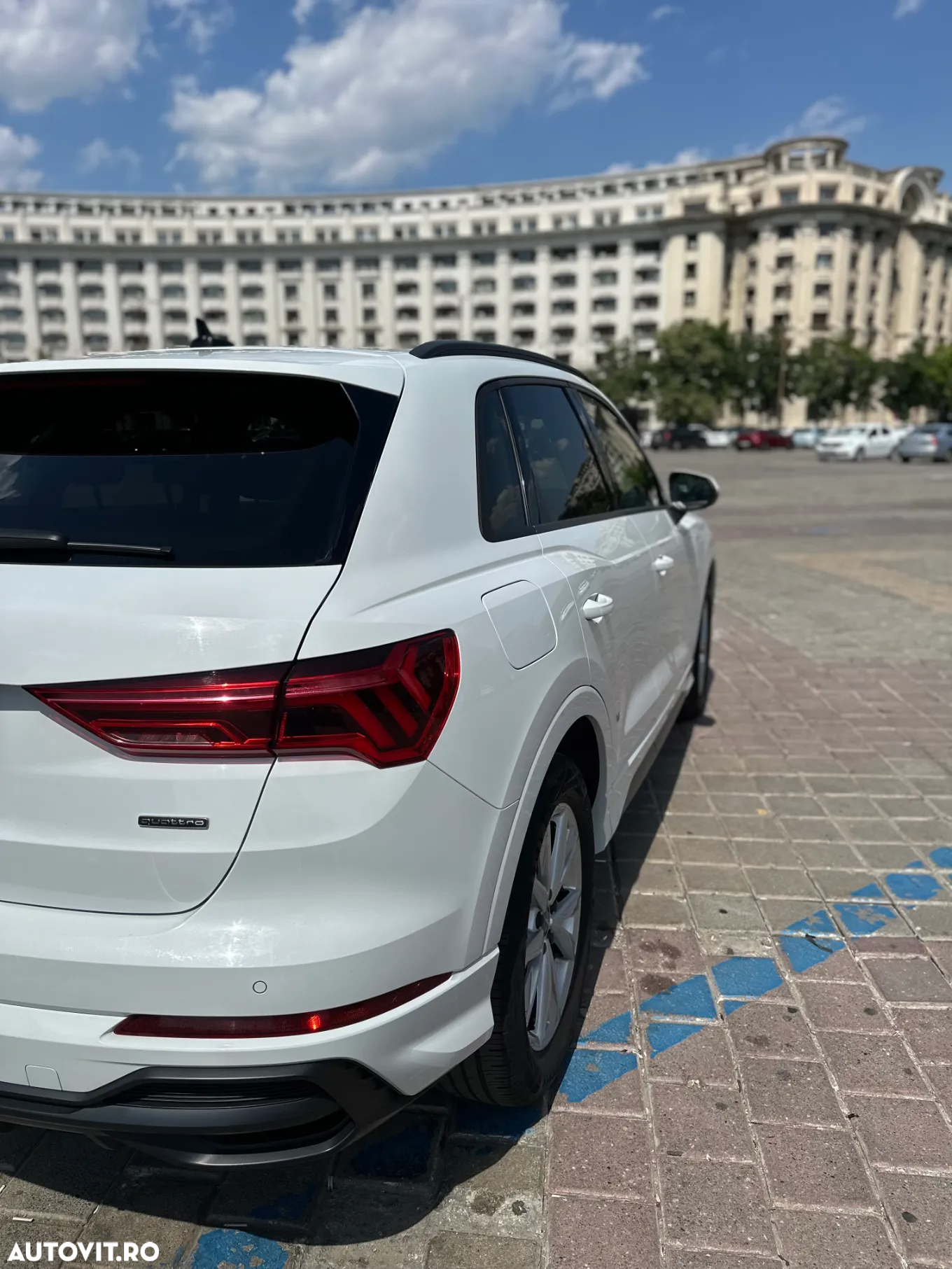 Audi Q3 2.0 40 TFSI S tronic quattro - 10
