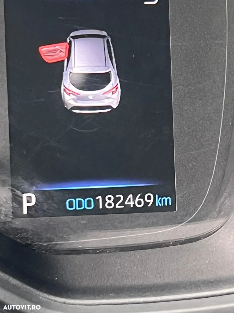 Toyota Corolla 1.8 HSD Exclusive interior Negru - 9