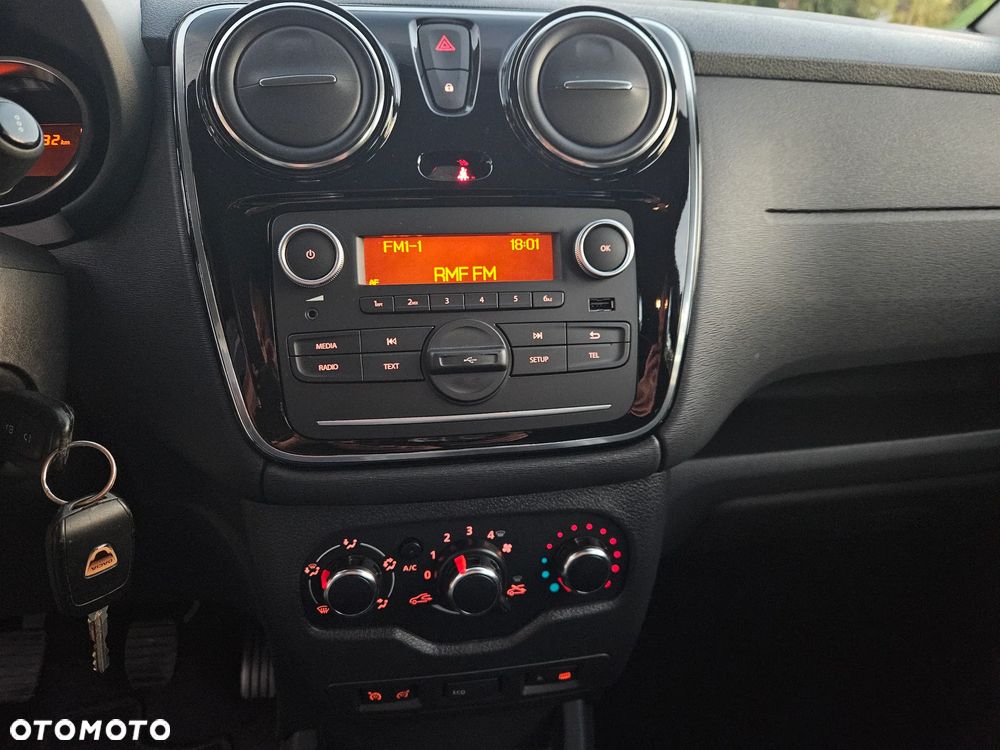 Dacia Lodgy TCe 100 GPF Comfort - 16