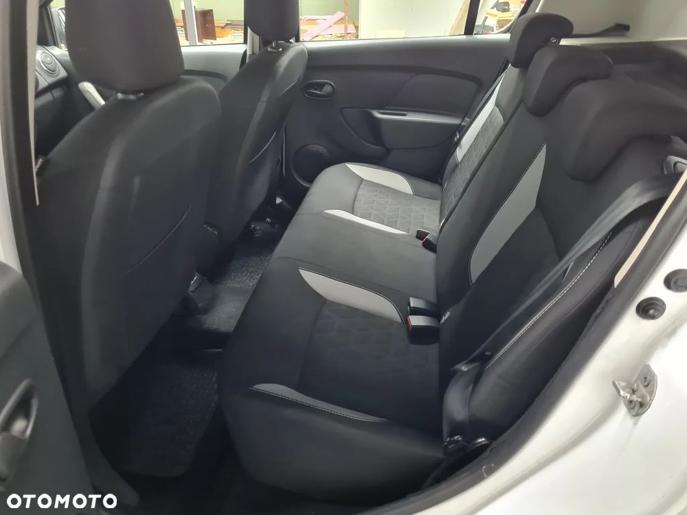 Dacia Sandero Stepway 0.9 TCe Laureate S&S EU6 - 15