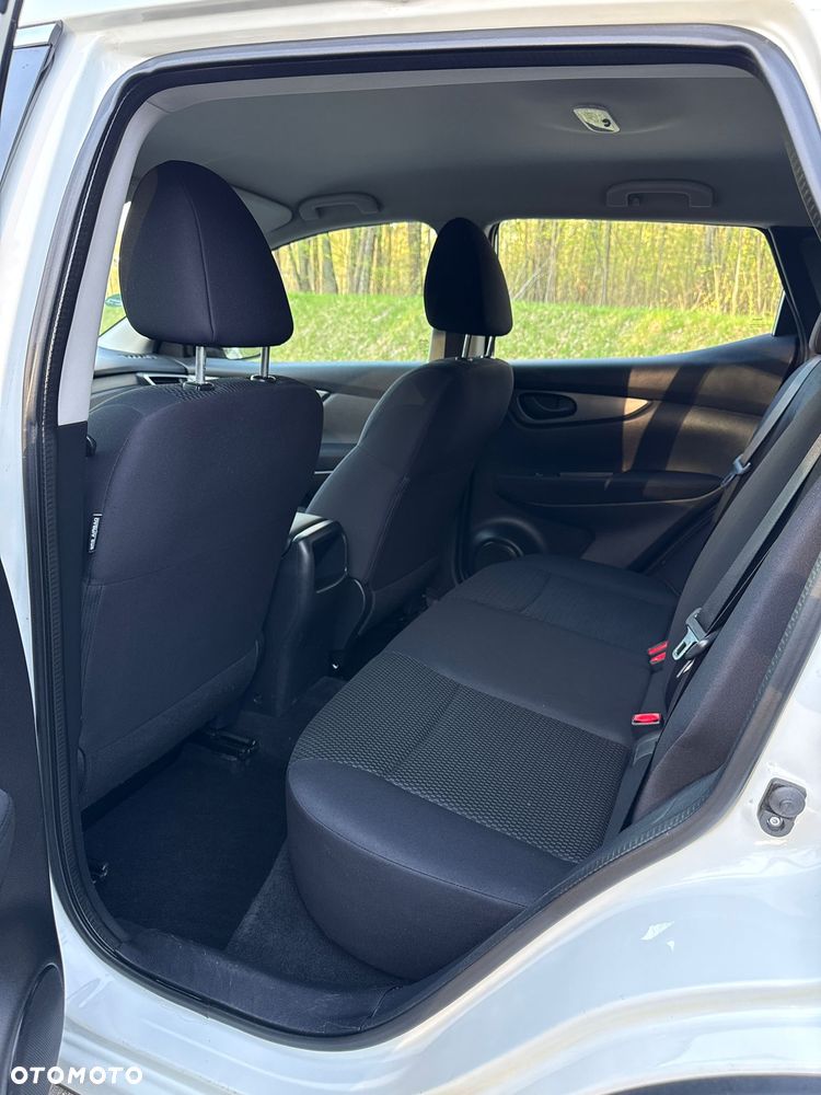 Nissan Qashqai 1.3 DIG-T Acenta - 13