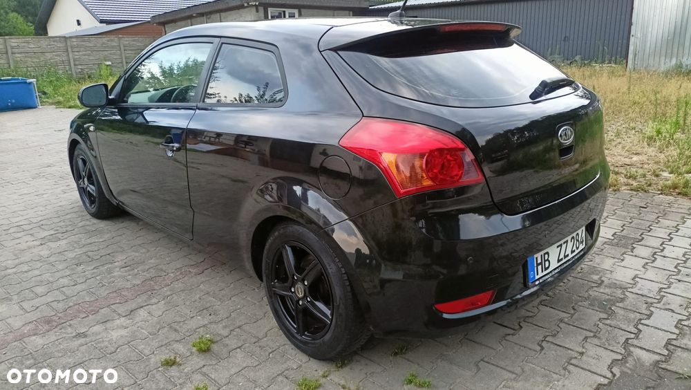Kia ProCeed 1.6 CVVT Spirit - 11