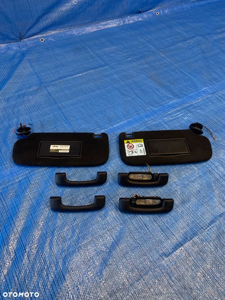 JEEP GRAND CHEROKEE WK2 PODSUFITKA PANORAMA SŁONECZNIKI LAMPKI ALCANTARA CZARNA 68209579AA - 2