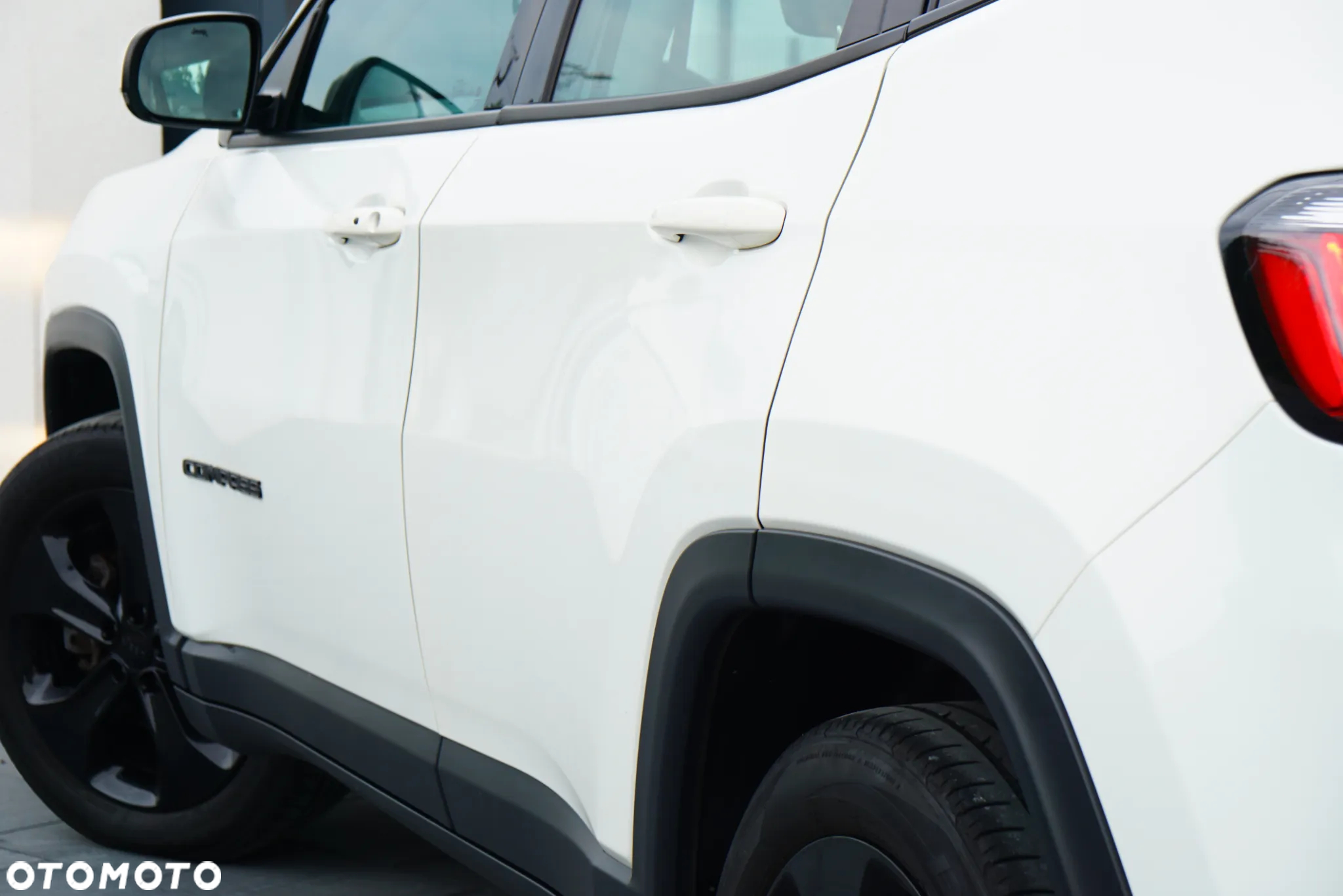 Jeep Compass 1.4 TMair Night Eagle FWD S&S - 19