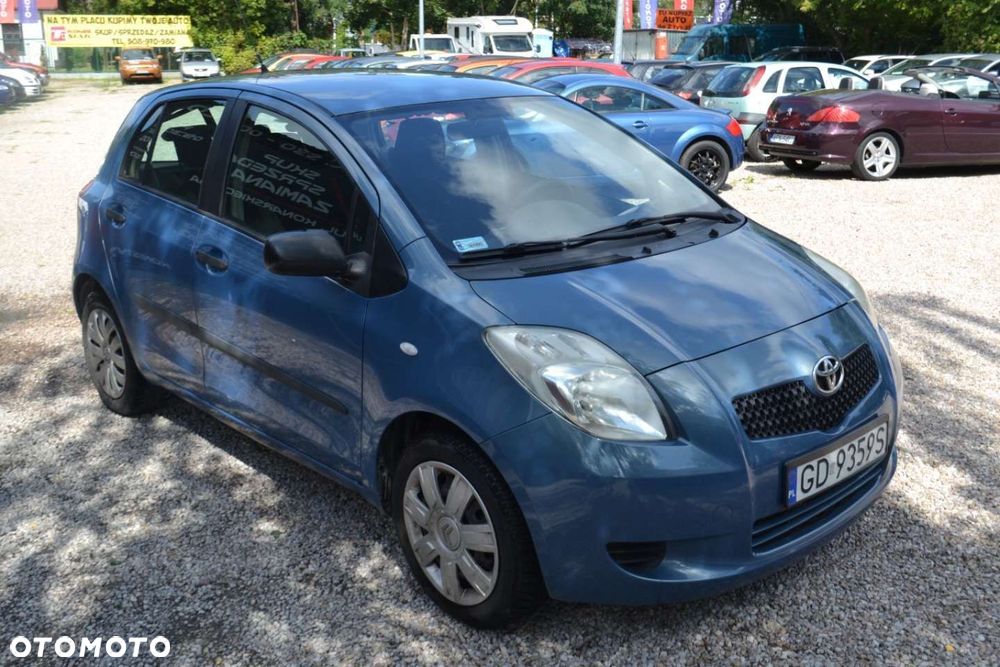 Toyota Yaris - 2