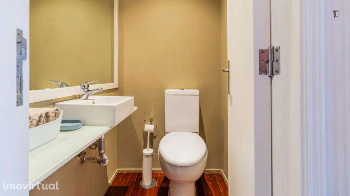 Apartamento com 3 quartos - localizado em Lordelo do Ouro Porto - Grande imagem: 5/14