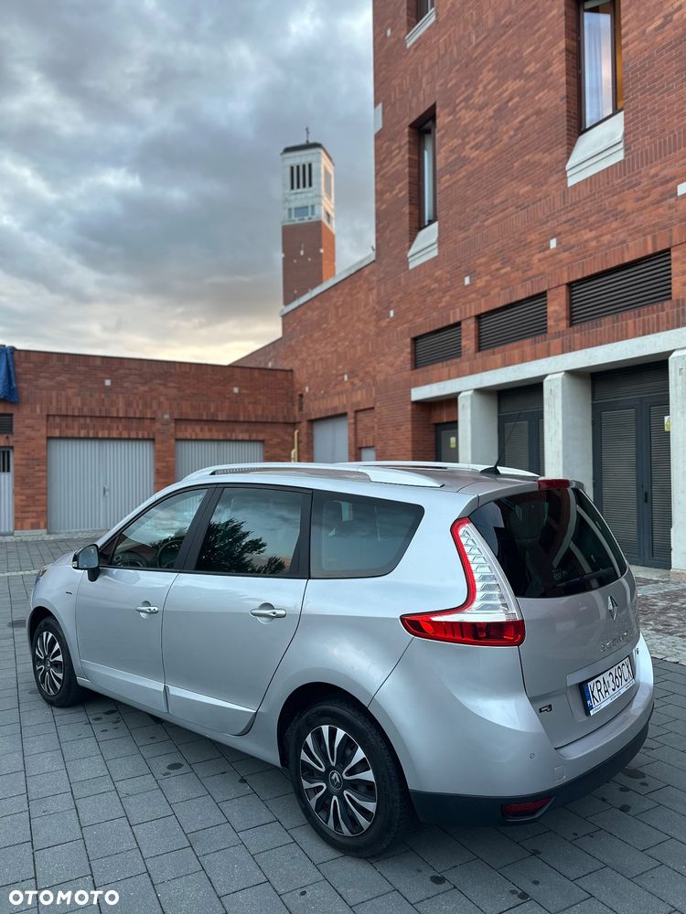 Renault Scenic ENERGY TCe 130 S&S Bose Edition - 15