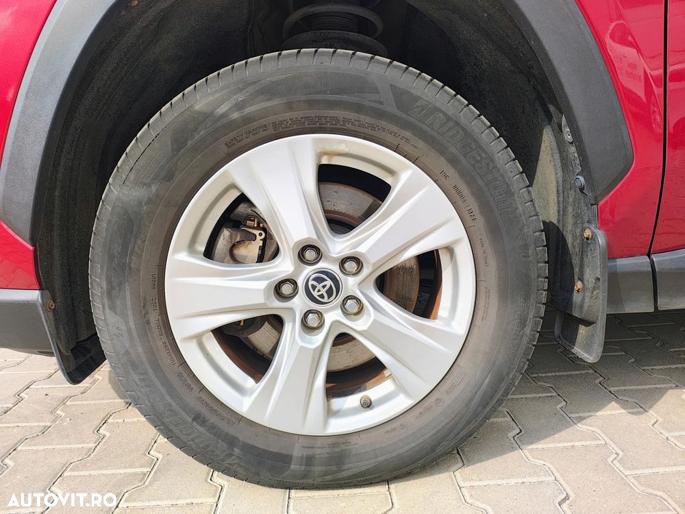 Toyota RAV4 - 13
