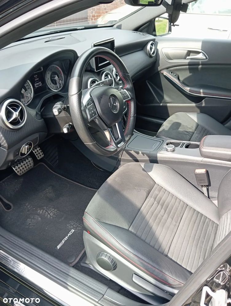 Mercedes-Benz Klasa A 220 4-Matic - 6