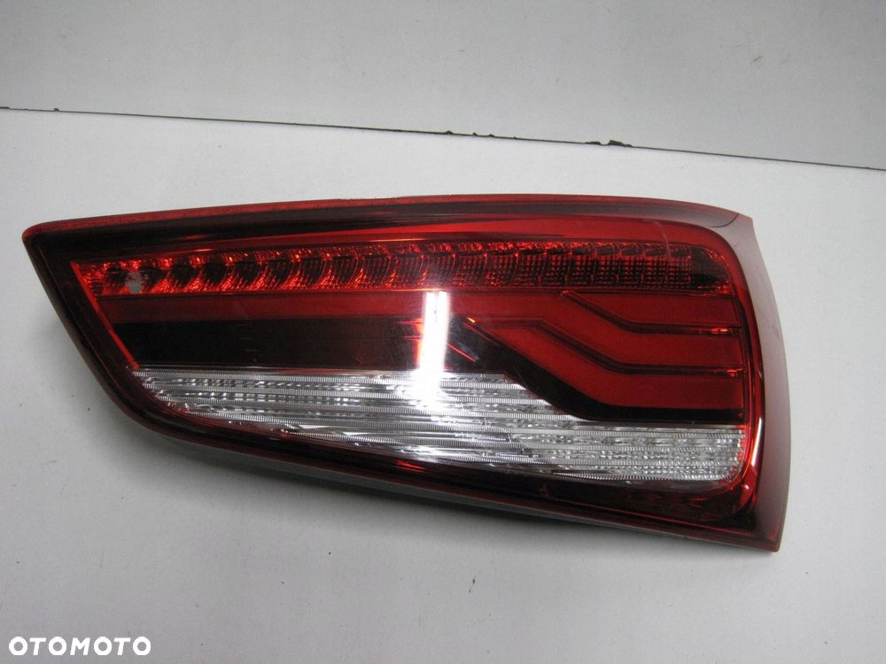 LAMPA TYLNA TYŁ PRAWA AUDI A1 S1 8XA945094A