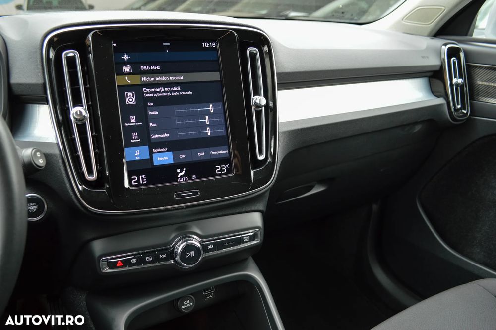 Volvo XC 40 T4 Recharge DKG Plus Bright - 25