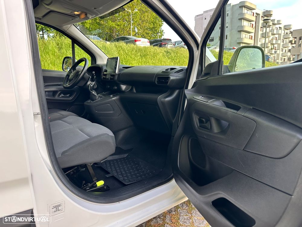 Opel Combo 1.6CDTI - 17