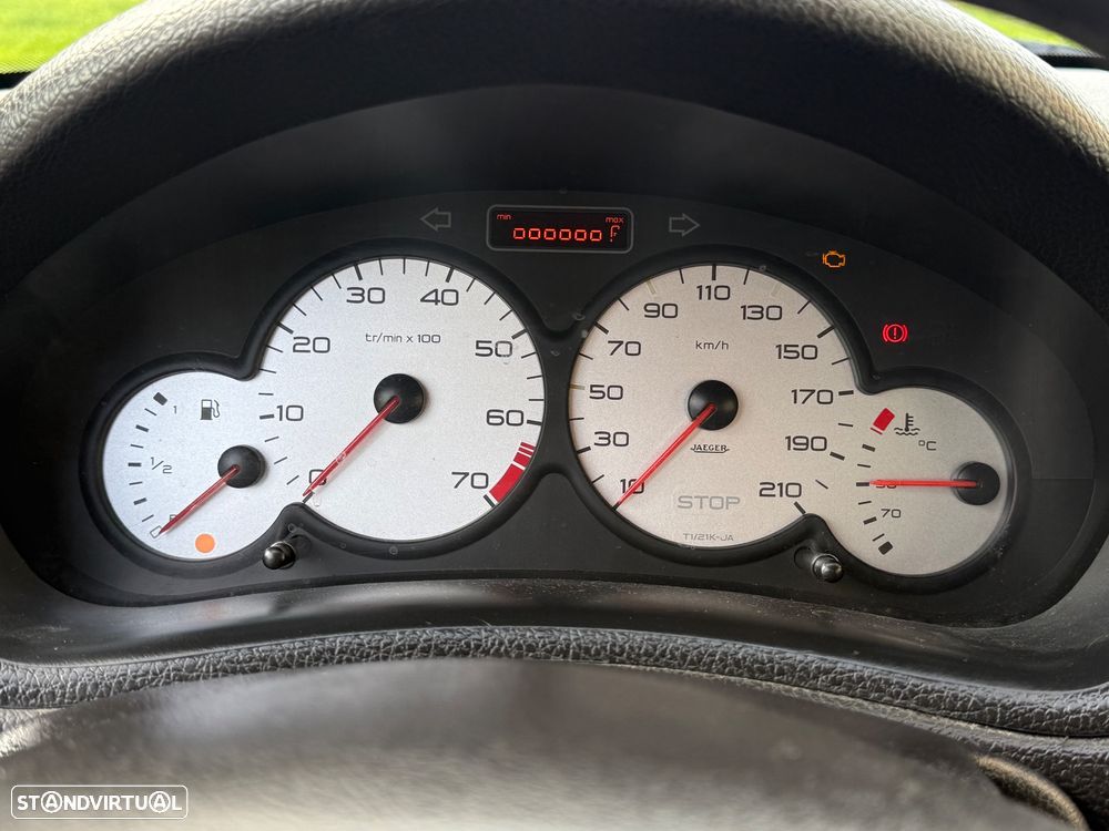 Peugeot 206 1.1 XR - 17