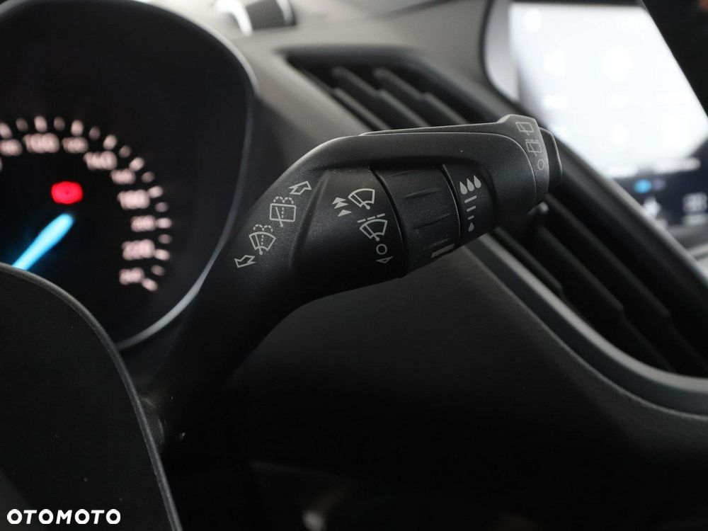 Ford Kuga 2.0 TDCi 4x2 ST-Line - 31