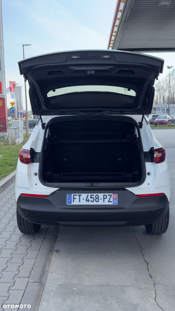 Opel Grandland X 1.2 Start/Stop Automatik Business Edition - 27