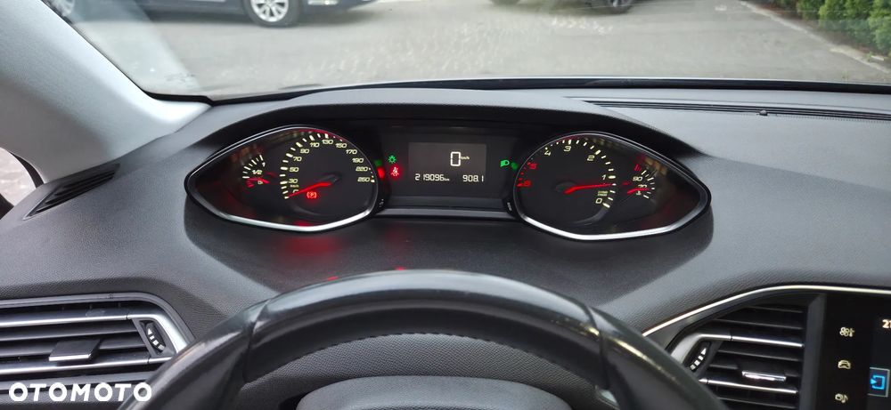 Peugeot 308 1.6 HDi Style - 19