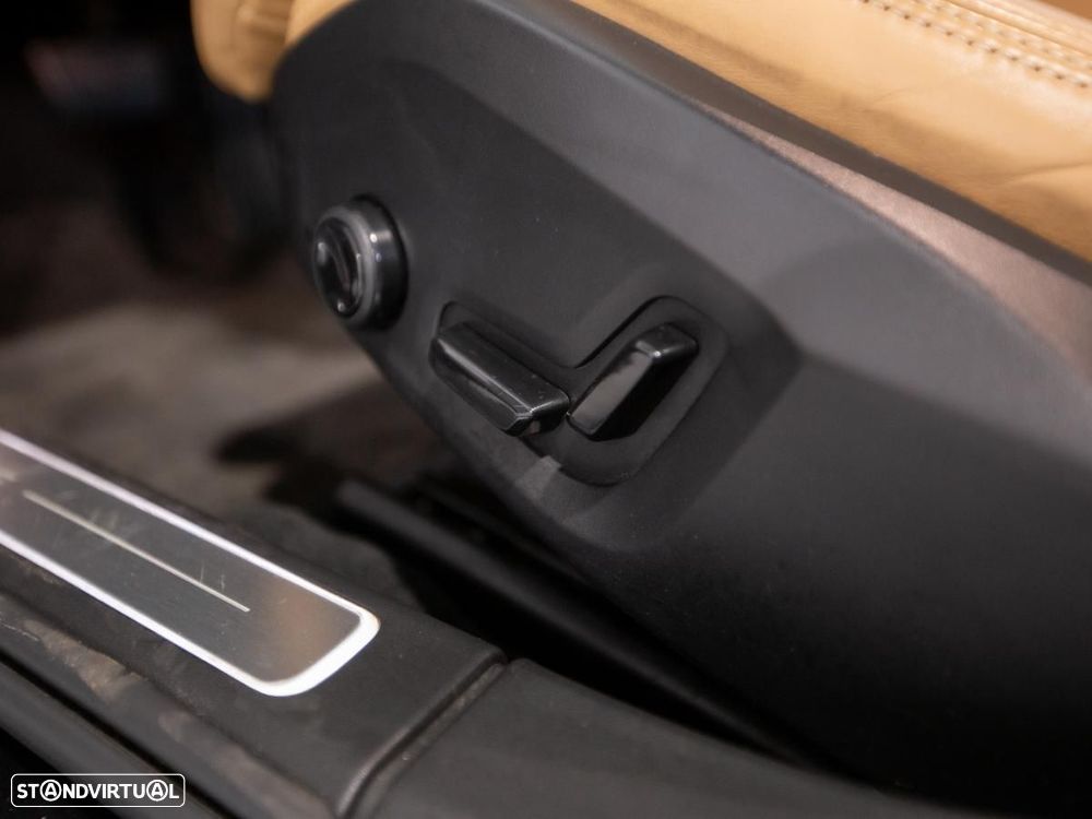 Volvo V90 2.0 T8 PHEV Inscription Expression AWD - 25