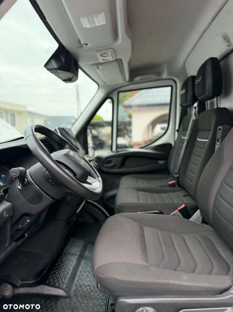 Iveco 50C35 - 12