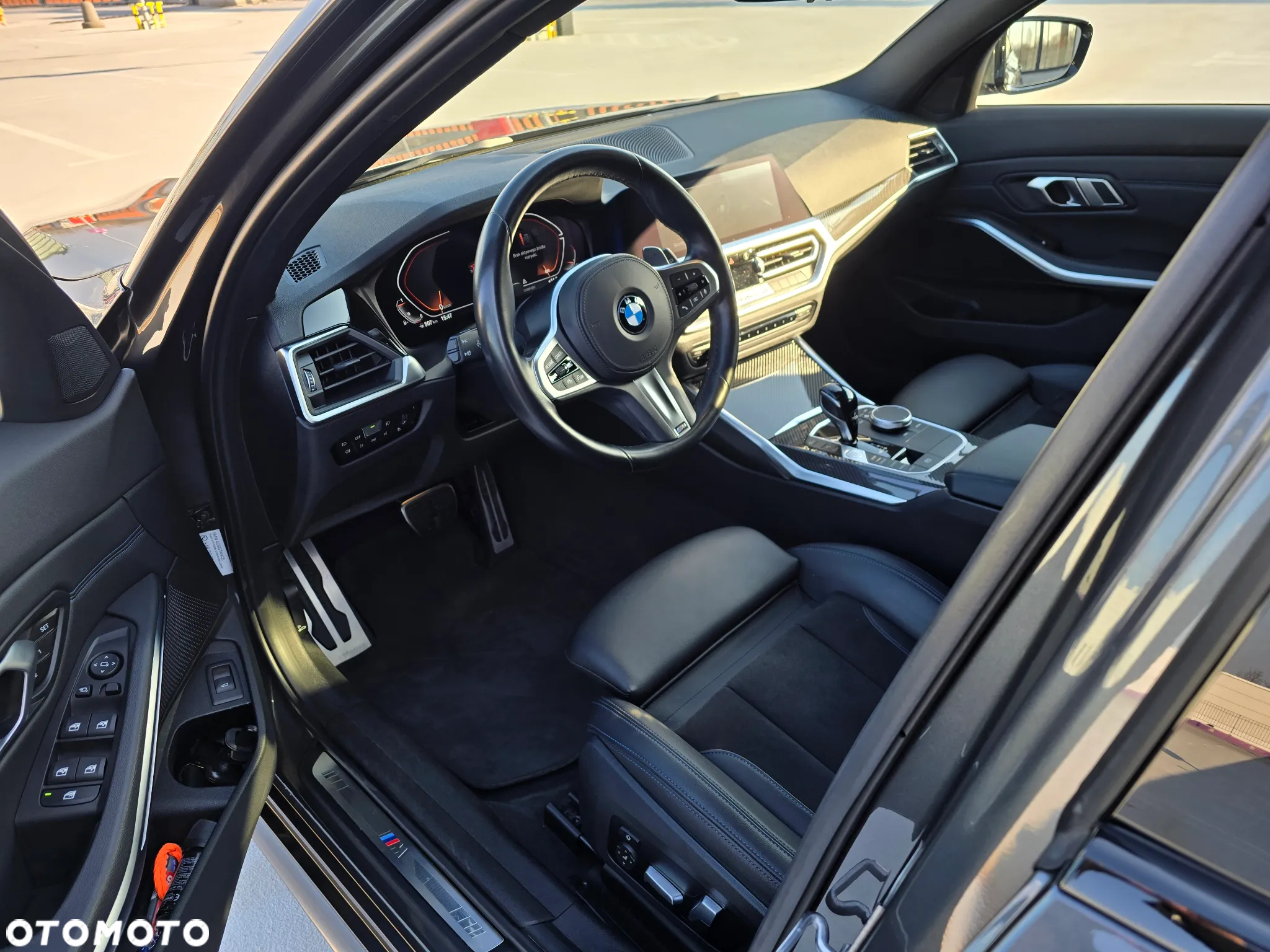BMW Seria 3 330i xDrive M Sport sport - 26